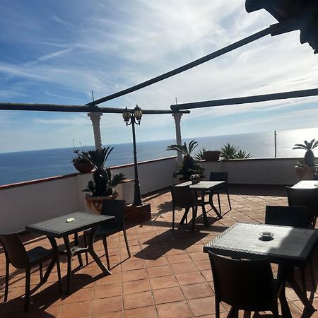 Hotel Punto Azzurro Forio di Ischia 外观 照片
